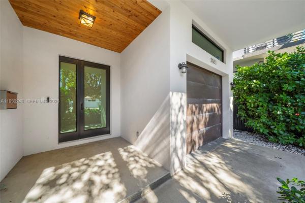 Auburn Heights, 3061 SW 21st Ter, Miami, Florida 33145, image 3