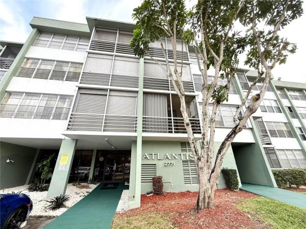 Watergate, 2771 Taft St #411, Hollywood, Florida 33020, image 2