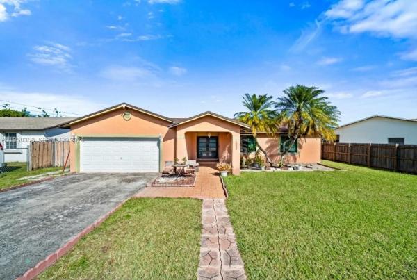 13611 SW 281st Ter, Homestead, Florida 33033, image 1