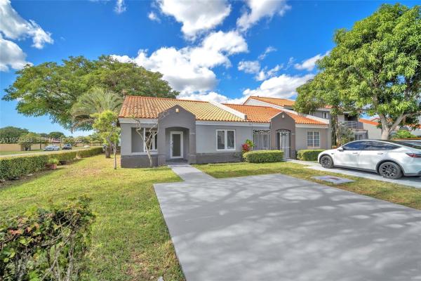 8394 SW 148th Ave, Unincorporated Dade County, Florida 33193, image 1