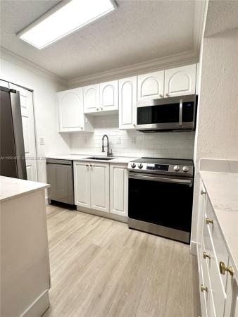 Palm Cove, 10795 SW 108th Ave #304, Kendall, Florida 33176, image 1