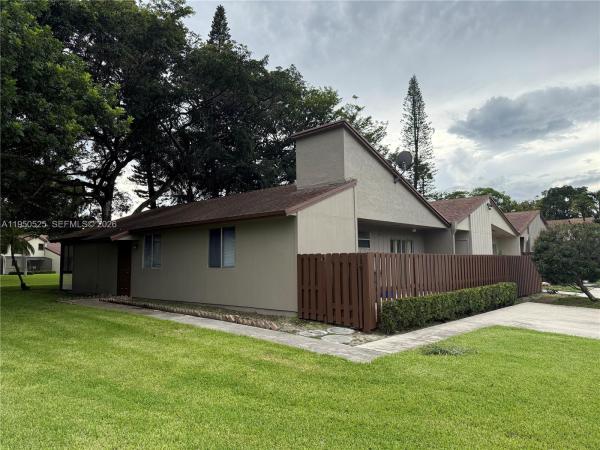 Timberwalk 2 At Loggers Run, 22279 Woodborn Dr, Boca Raton, Florida 33428, image 2