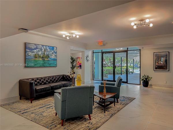 Cypress Grove At Palm-Aire, 806 Cypress Grove Ln #303, Pompano Beach, Florida 33069, image 2