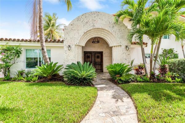 Keystone Point, 12515 Palm Rd, North Miami, Florida 33181, image 1