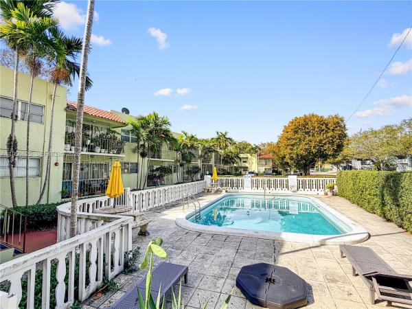 Point Bay North, 520 NE 38th St #9, Miami, Florida 33137, image 1