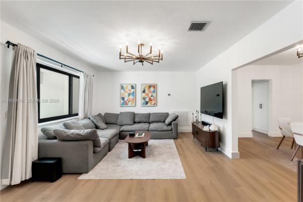 El Portal Residential, 1 NE 86th St, El Portal, Florida 33138, image 1