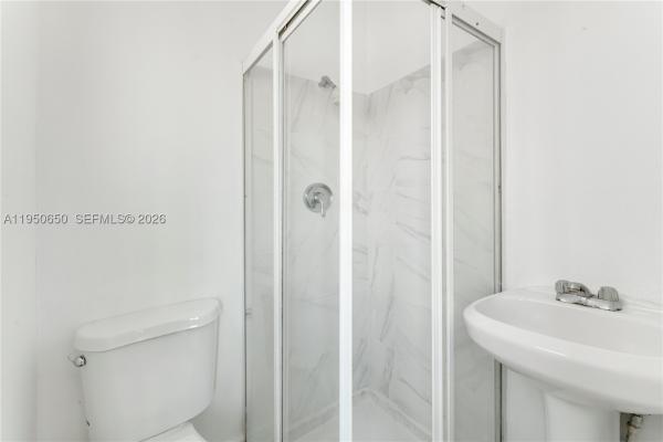 El Portal Residential, 1 NE 86th St, El Portal, Florida 33138, image 2