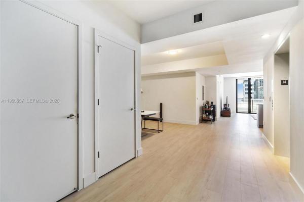 1010 Brickell, 1010 Brickell Ave #1404, Miami, Florida 33131, image 1