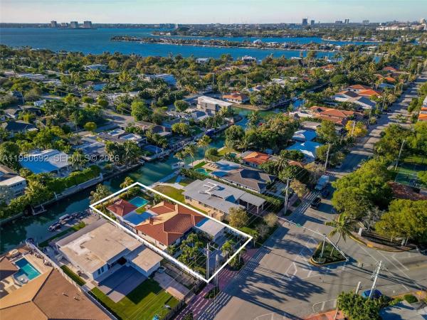 Biscayne Point, 7770 Hawthorne Ave, Miami Beach, Florida 33141, image 1