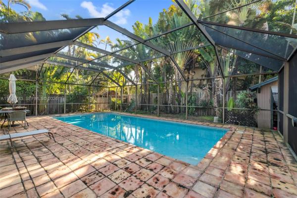 2550 Trapp Ave, Miami, Florida 33133, image 3