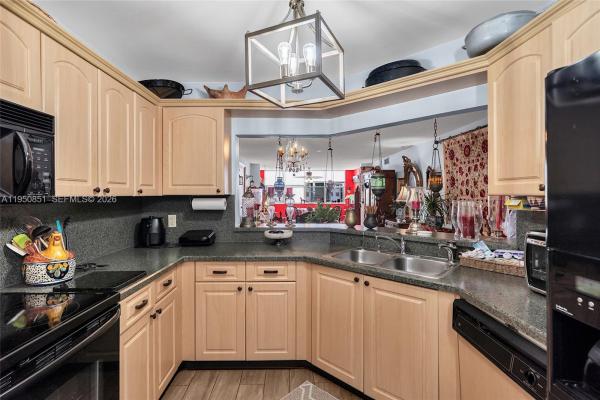 Sunrise Lakes 4, 2603 NW 103rd Ave #310, Sunrise, Florida 33322, image 1