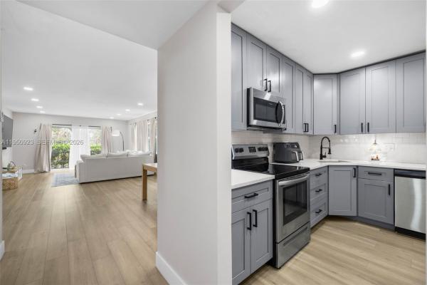 The Falls Of Inverrary, 6100 S Falls Circle Dr #101, Lauderhill, Florida 33319, image 1