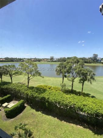 Whitehall Village, 3521 Village Blvd #405, West Palm Beach, Florida 33409, image 3