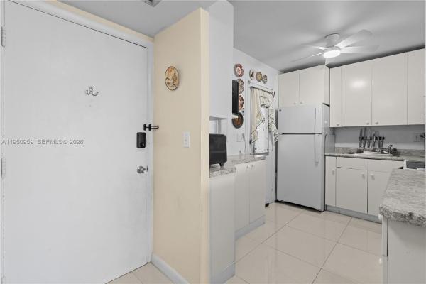Point East, 2930 Point East Dr #E-407, Aventura, Florida 33160, image 1