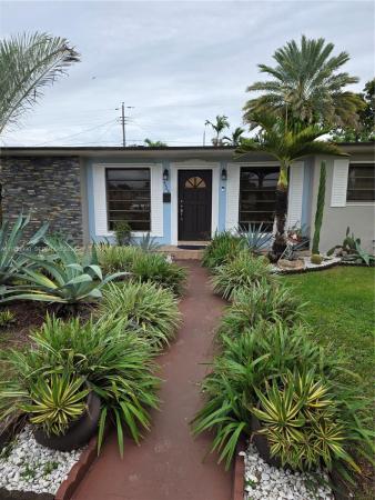 5865 W 13th Ave, Hialeah, Florida 33012, image 1