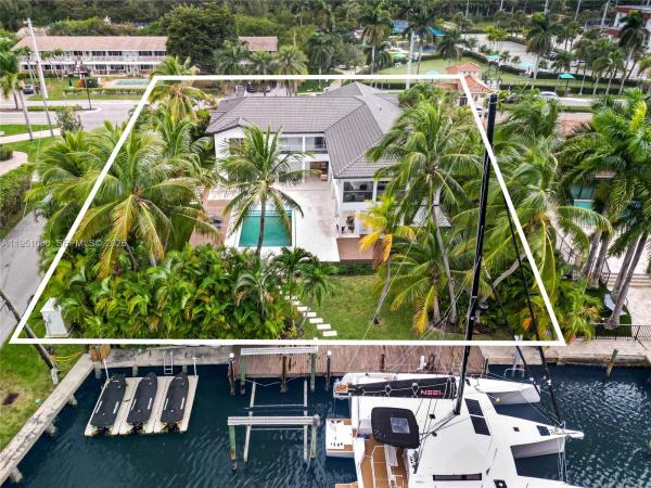 Golden Isles, 431 Layne Blvd, Hallandale Beach, Florida 33009, image 1