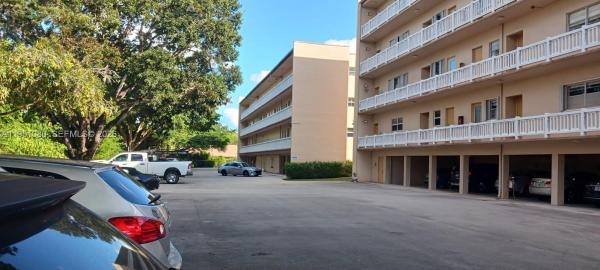 Plantation Terrace, 6731 Cypress Rd #310, Plantation, Florida 33317, image 1