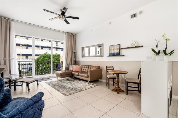 2080 Ocean Drive, 2080 S Ocean Dr #103, Hallandale Beach, Florida 33009, image 2