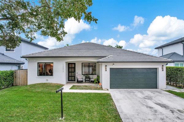 15977 SW 141st St, Unincorporated Dade County, Florida 33196, image 1