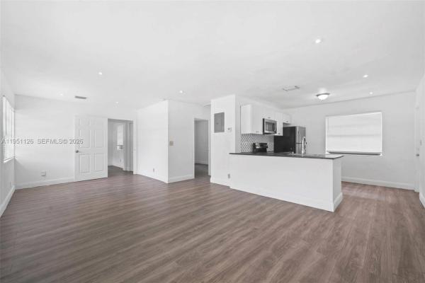 South Middle River, 1344 NW 7th Ter #1-2, Fort Lauderdale, Florida 33311, image 1