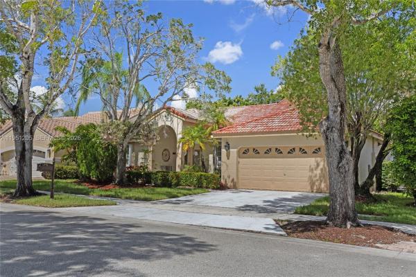 Verona Lake, 798 Verona Lake Dr, Weston, Florida 33326, image 1