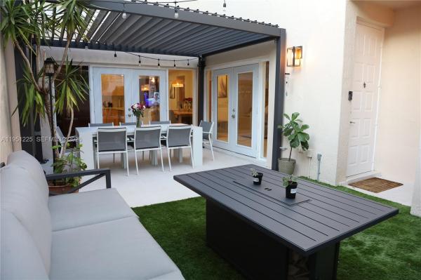 West Lake Village, 1085 River Birch St, Hollywood, Florida 33019, image 1