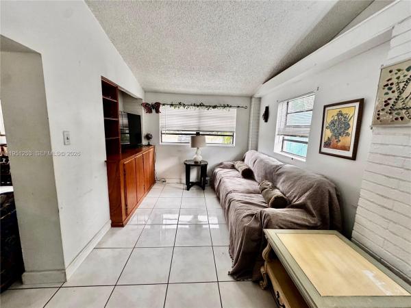 Fulford By The Sea, 1335 NE 176th St, North Miami Beach, Florida 33162, image 2