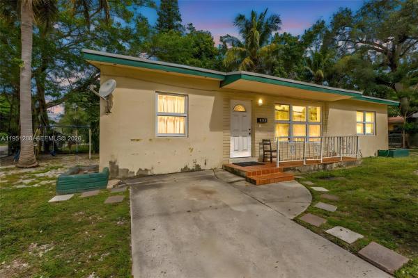 Inglewood Gardens, 101 NE 63rd St, Miami, Florida 33138, image 1