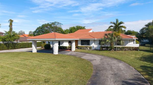 2701 SW 113th Ave, Unincorporated Dade County, Florida 33165, image 1