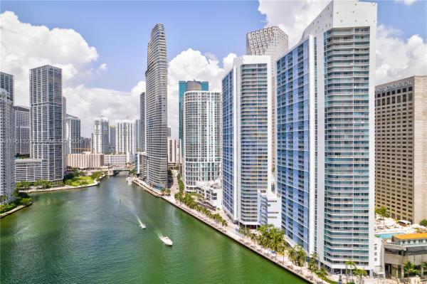 One Miami East, 335 S Biscayne Blvd #1006, Miami, Florida 33131, image 1