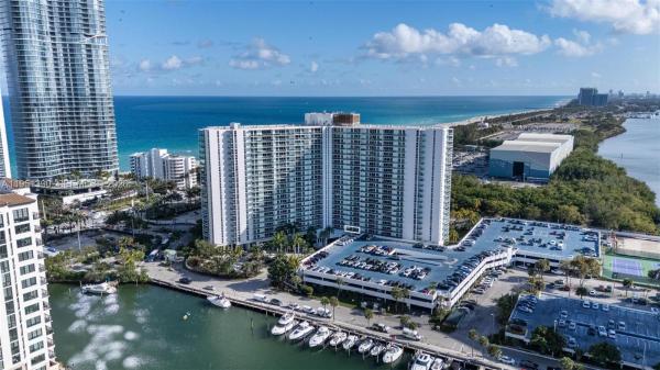Arlen House East, 100 Bayview Dr #229, Sunny Isles Beach, Florida 33160, image 1