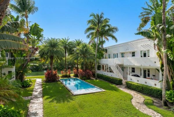 4017 N Meridian Ave, Miami Beach, Florida 33140, image 1