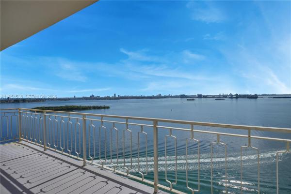 11111 Biscayne Blvd #21C, Unincorporated Dade County, Florida 33181, image 1