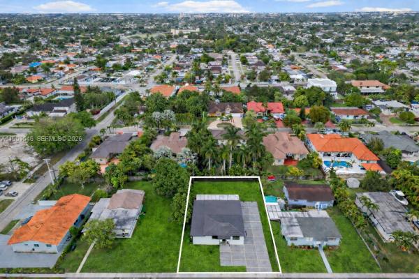 9365 SW 36th St, Unincorporated Dade County, Florida 33165, image 1