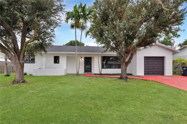 10944 SW 159th Ter, Unincorporated Dade County, Florida 33157, image 1