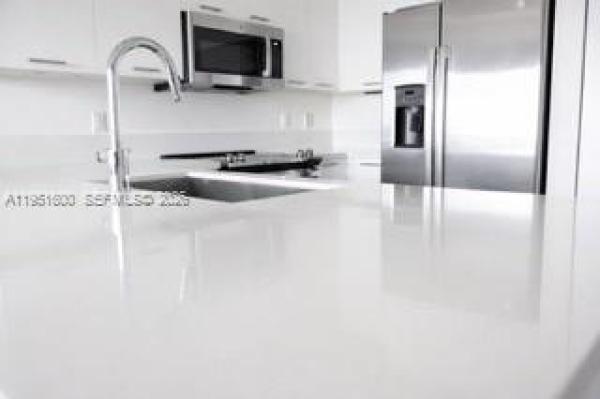 Landmark At Doral, 10270 NW 66th St #303, Doral, Florida 33178, image 2