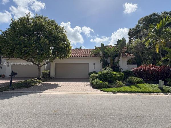 Windsor Way, 2538 Windsor Way Ct, Wellington, Florida 33414, image 1
