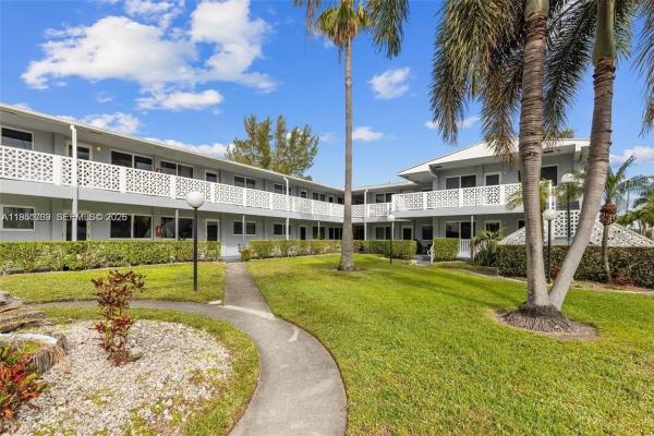 Pasadena Garden, 600 Layne Blvd #130, Hallandale Beach, Florida 33009, image 1