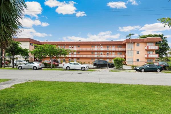 18900 NE 3rd Ct #510, Unincorporated Dade County, Florida 33179, image 1