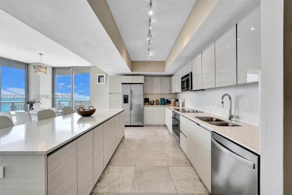 Beachwalk Elite Hotel & Resort, 2600 E Hallandale Beach Blvd #T3201, Hallandale Beach, Florida 33009, image 2