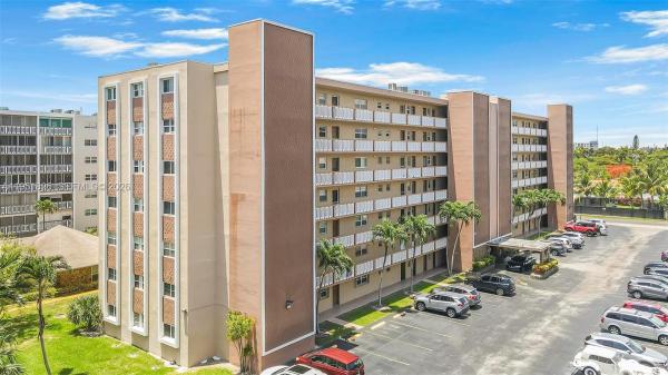 Meadowbrook Towers, 500 NE 12th Ave #407, Hallandale Beach, Florida 33009, image 1