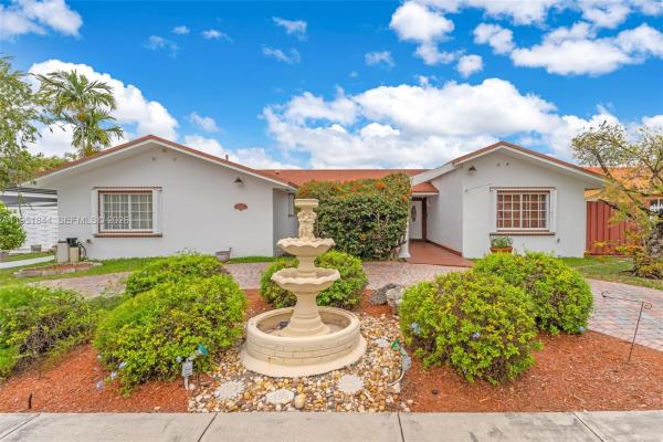 1232 SW 132nd Ct, Unincorporated Dade County, Florida 33184, image 1