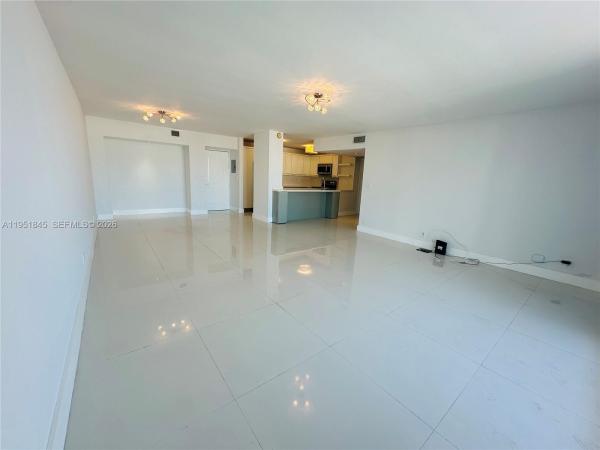 Arlen House East, 100 Bayview Dr #1528, Sunny Isles Beach, Florida 33160, image 2