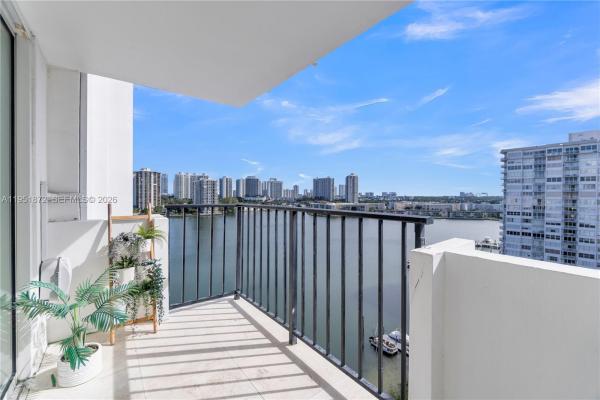 Commodore Plaza Century, 2780 NE 183rd St #1414, Aventura, Florida 33160, image 1