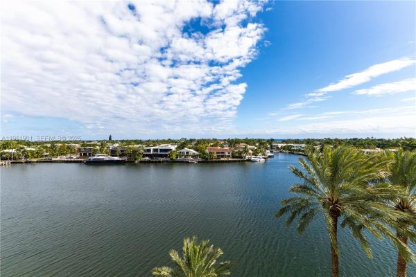 Hamptons South, 20201 E Country Club Dr #608, Aventura, Florida 33180, image 2