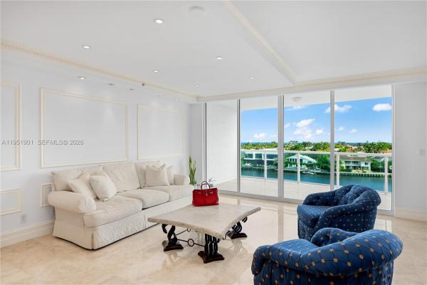 Hamptons South, 20201 E Country Club Dr #608, Aventura, Florida 33180, image 3