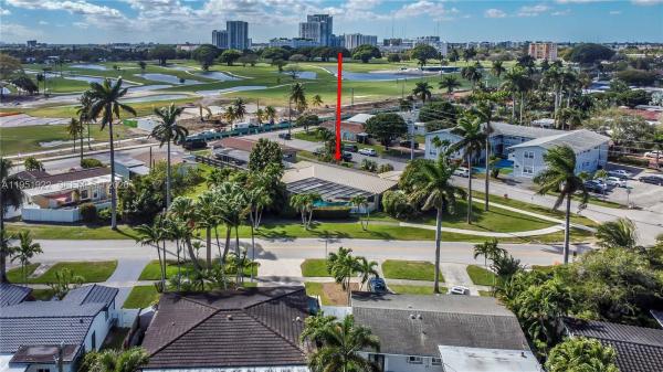 Country Club Homes, 910 N 14th Ct, Hollywood, Florida 33019, image 1