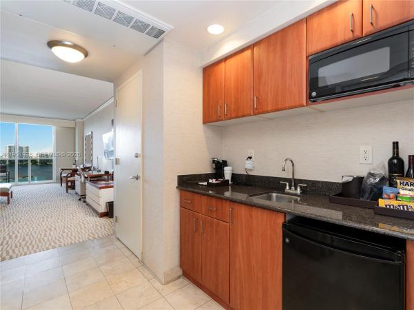 Trump International Beach Resort, 18001 Collins Ave #1202, Sunny Isles Beach, Florida 33160, image 2