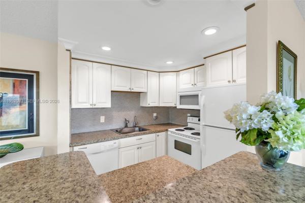 Grantham, 391 Grantham F, Deerfield Beach, Florida 33442, image 1