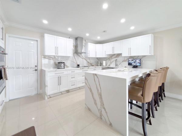 Tamiami Lakes, 1300 SW 136th Pl, Tamiami, Florida 33184, image 1